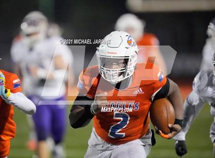 Thumbnail 1 in Graham-Kapowsin vs. Lake Stevens (WIAA 4A Final) photogallery.