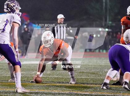Thumbnail 3 in Graham-Kapowsin vs. Lake Stevens (WIAA 4A Final) photogallery.