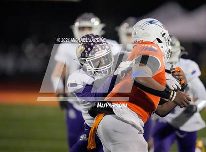 Thumbnail 2 in Graham-Kapowsin vs. Lake Stevens (WIAA 4A Final) photogallery.