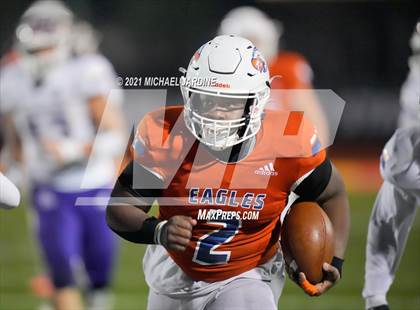 Thumbnail 2 in Graham-Kapowsin vs. Lake Stevens (WIAA 4A Final) photogallery.