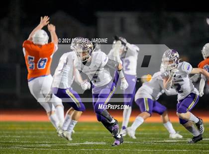Thumbnail 1 in Graham-Kapowsin vs. Lake Stevens (WIAA 4A Final) photogallery.