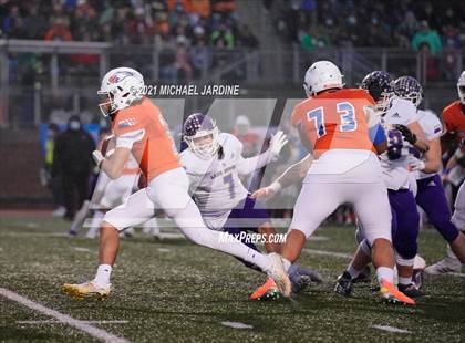 Thumbnail 1 in Graham-Kapowsin vs. Lake Stevens (WIAA 4A Final) photogallery.