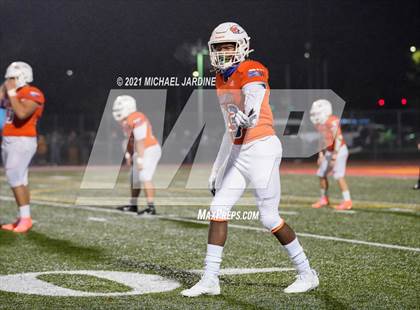 Thumbnail 3 in Graham-Kapowsin vs. Lake Stevens (WIAA 4A Final) photogallery.