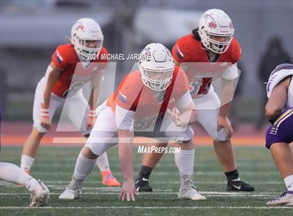 Thumbnail 3 in Graham-Kapowsin vs. Lake Stevens (WIAA 4A Final) photogallery.