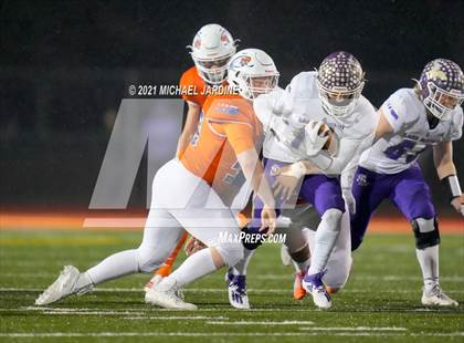 Thumbnail 3 in Graham-Kapowsin vs. Lake Stevens (WIAA 4A Final) photogallery.