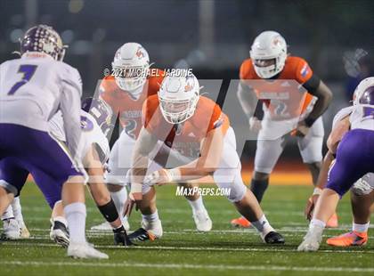 Thumbnail 1 in Graham-Kapowsin vs. Lake Stevens (WIAA 4A Final) photogallery.