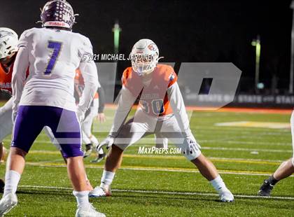 Thumbnail 1 in Graham-Kapowsin vs. Lake Stevens (WIAA 4A Final) photogallery.