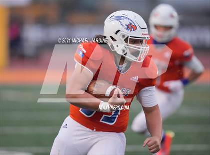 Thumbnail 1 in Graham-Kapowsin vs. Lake Stevens (WIAA 4A Final) photogallery.