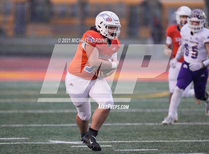 Thumbnail 3 in Graham-Kapowsin vs. Lake Stevens (WIAA 4A Final) photogallery.