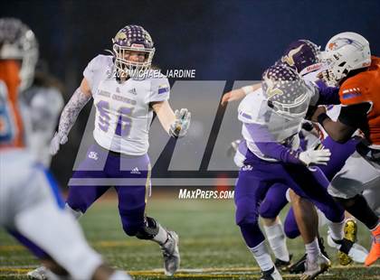Thumbnail 3 in Graham-Kapowsin vs. Lake Stevens (WIAA 4A Final) photogallery.