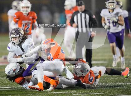 Thumbnail 1 in Graham-Kapowsin vs. Lake Stevens (WIAA 4A Final) photogallery.
