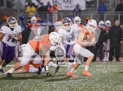 Thumbnail 2 in Graham-Kapowsin vs. Lake Stevens (WIAA 4A Final) photogallery.
