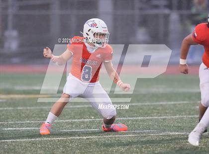 Thumbnail 1 in Graham-Kapowsin vs. Lake Stevens (WIAA 4A Final) photogallery.