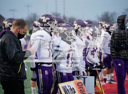 Thumbnail 1 in Graham-Kapowsin vs. Lake Stevens (WIAA 4A Final) photogallery.