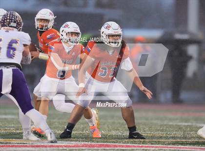 Thumbnail 3 in Graham-Kapowsin vs. Lake Stevens (WIAA 4A Final) photogallery.