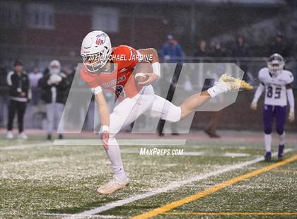 Thumbnail 1 in Graham-Kapowsin vs. Lake Stevens (WIAA 4A Final) photogallery.