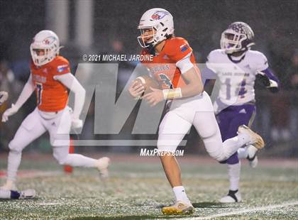 Thumbnail 2 in Graham-Kapowsin vs. Lake Stevens (WIAA 4A Final) photogallery.