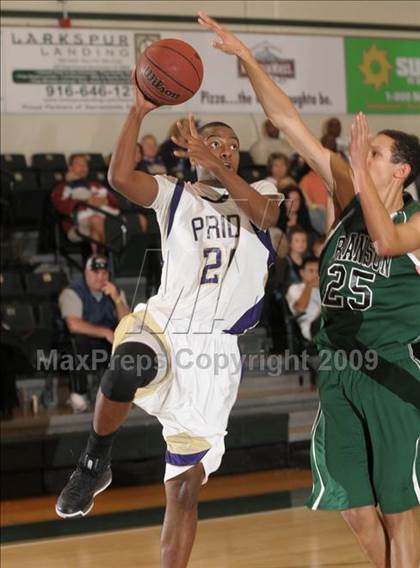 Thumbnail 1 in Bradshaw Christian vs. Branson (Hoops Classic 2009) photogallery.