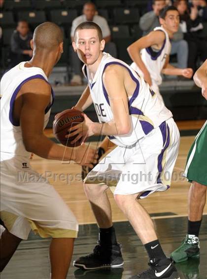 Thumbnail 2 in Bradshaw Christian vs. Branson (Hoops Classic 2009) photogallery.