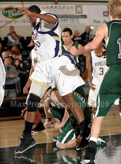 Thumbnail 3 in Bradshaw Christian vs. Branson (Hoops Classic 2009) photogallery.