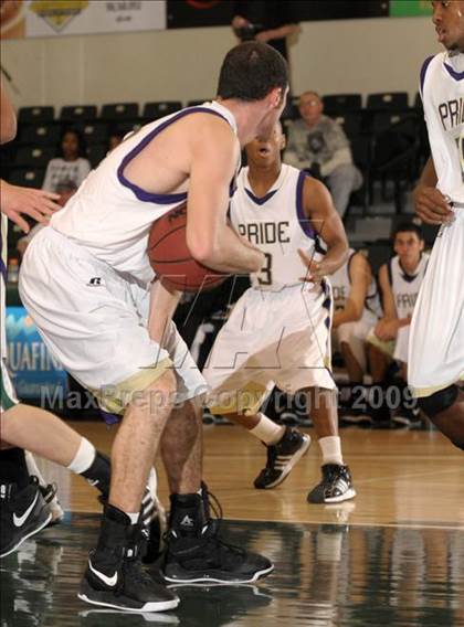 Thumbnail 1 in Bradshaw Christian vs. Branson (Hoops Classic 2009) photogallery.
