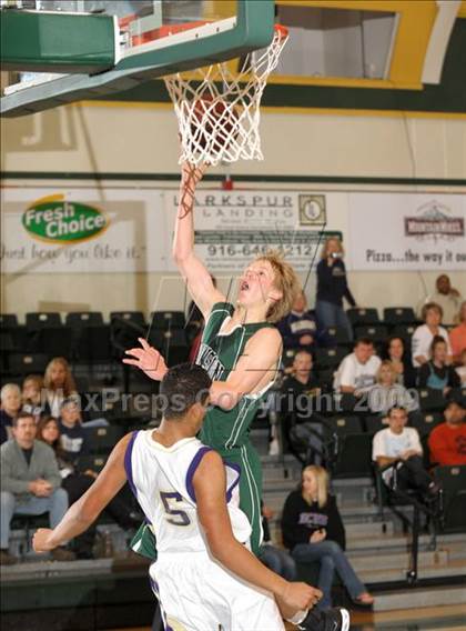 Thumbnail 1 in Bradshaw Christian vs. Branson (Hoops Classic 2009) photogallery.