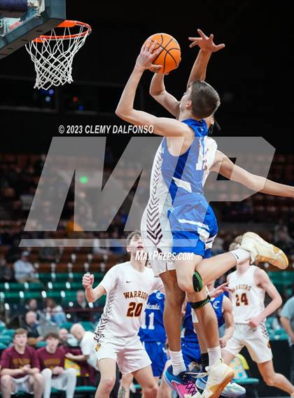 Thumbnail 3 in Eagle Ridge Academy vs Pueblo Central (CHSAA 4A GREAT 8) photogallery.