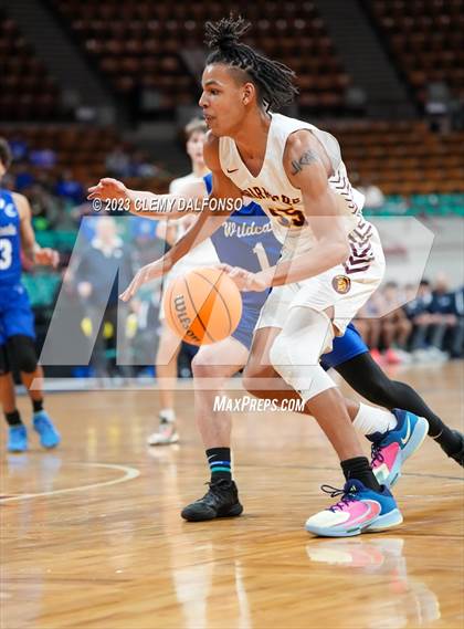 Thumbnail 3 in Eagle Ridge Academy vs Pueblo Central (CHSAA 4A GREAT 8) photogallery.