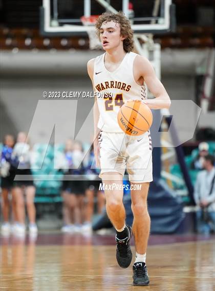 Thumbnail 2 in Eagle Ridge Academy vs Pueblo Central (CHSAA 4A GREAT 8) photogallery.