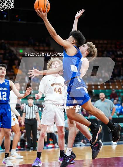 Thumbnail 2 in Eagle Ridge Academy vs Pueblo Central (CHSAA 4A GREAT 8) photogallery.