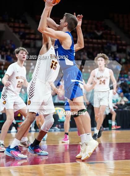 Thumbnail 3 in Eagle Ridge Academy vs Pueblo Central (CHSAA 4A GREAT 8) photogallery.