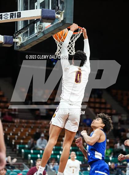 Thumbnail 1 in Eagle Ridge Academy vs Pueblo Central (CHSAA 4A GREAT 8) photogallery.