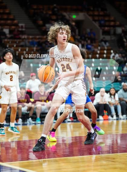 Thumbnail 1 in Eagle Ridge Academy vs Pueblo Central (CHSAA 4A GREAT 8) photogallery.