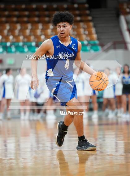 Thumbnail 1 in Eagle Ridge Academy vs Pueblo Central (CHSAA 4A GREAT 8) photogallery.