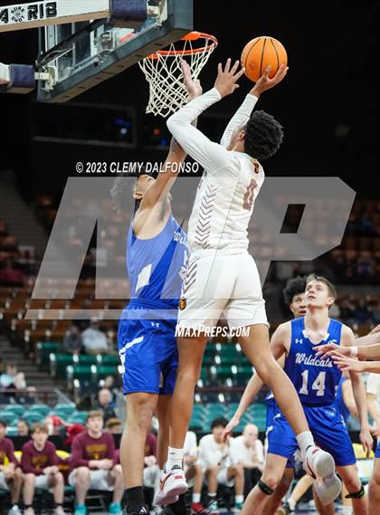 Thumbnail 2 in Eagle Ridge Academy vs Pueblo Central (CHSAA 4A GREAT 8) photogallery.