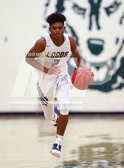 Thumbnail 3 in La Joya Community vs. New Trier (Holiday Invitational Tournament) photogallery.