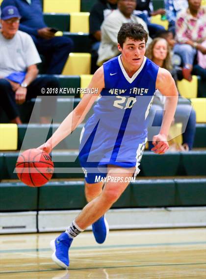 Thumbnail 2 in La Joya Community vs. New Trier (Holiday Invitational Tournament) photogallery.