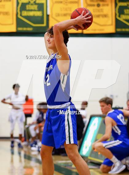 Thumbnail 3 in La Joya Community vs. New Trier (Holiday Invitational Tournament) photogallery.