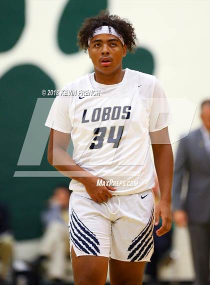 Thumbnail 1 in La Joya Community vs. New Trier (Holiday Invitational Tournament) photogallery.