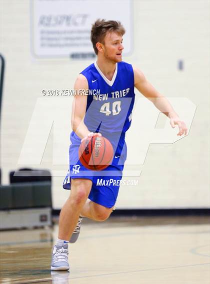 Thumbnail 1 in La Joya Community vs. New Trier (Holiday Invitational Tournament) photogallery.