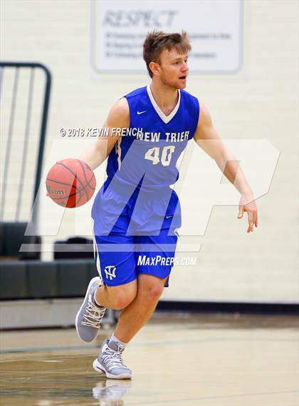 Thumbnail 2 in La Joya Community vs. New Trier (Holiday Invitational Tournament) photogallery.