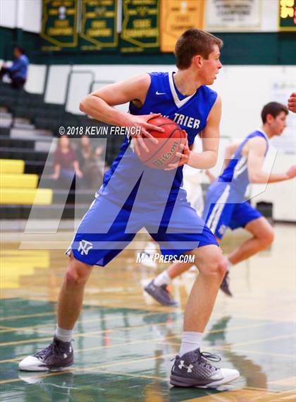 Thumbnail 3 in La Joya Community vs. New Trier (Holiday Invitational Tournament) photogallery.