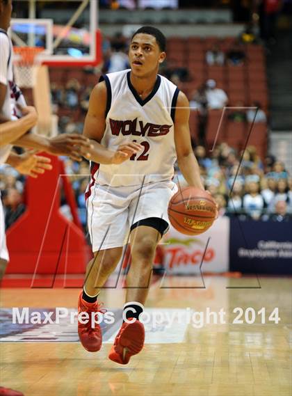 Thumbnail 1 in Villa Park vs. King (CIF SS 1A Final) photogallery.