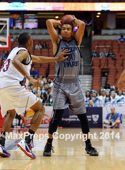 Thumbnail 2 in Villa Park vs. King (CIF SS 1A Final) photogallery.