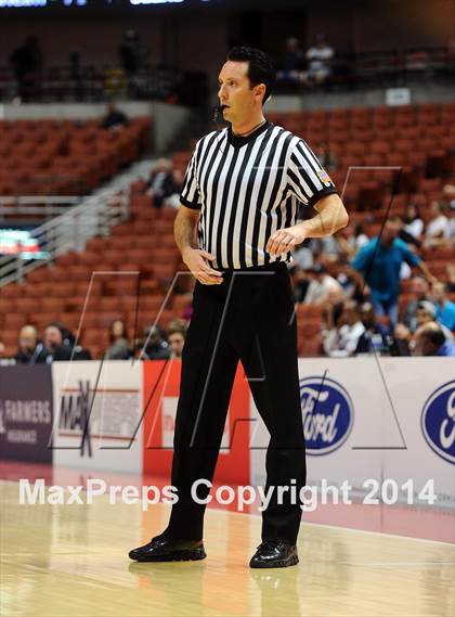 Thumbnail 1 in Villa Park vs. King (CIF SS 1A Final) photogallery.
