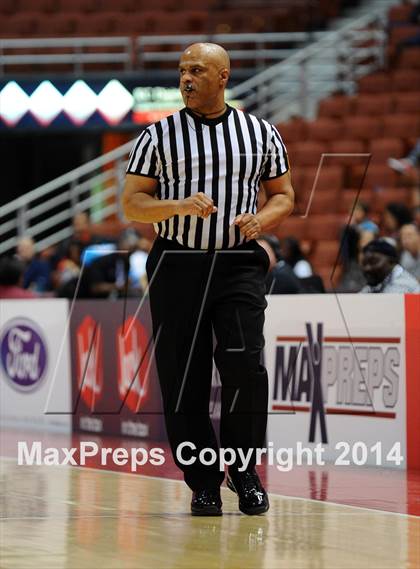 Thumbnail 2 in Villa Park vs. King (CIF SS 1A Final) photogallery.