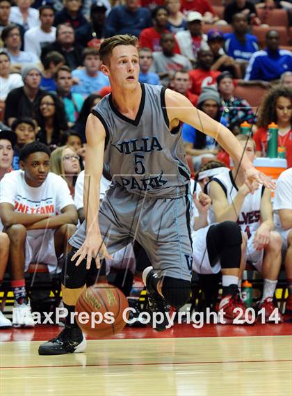 Thumbnail 3 in Villa Park vs. King (CIF SS 1A Final) photogallery.