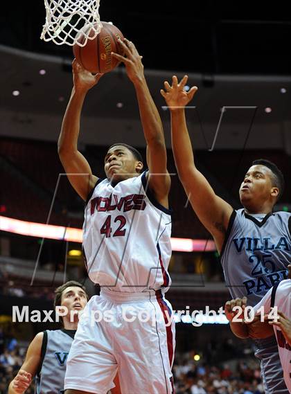 Thumbnail 1 in Villa Park vs. King (CIF SS 1A Final) photogallery.