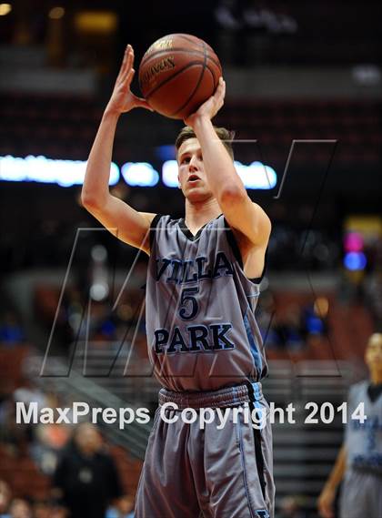 Thumbnail 2 in Villa Park vs. King (CIF SS 1A Final) photogallery.