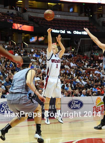 Thumbnail 2 in Villa Park vs. King (CIF SS 1A Final) photogallery.